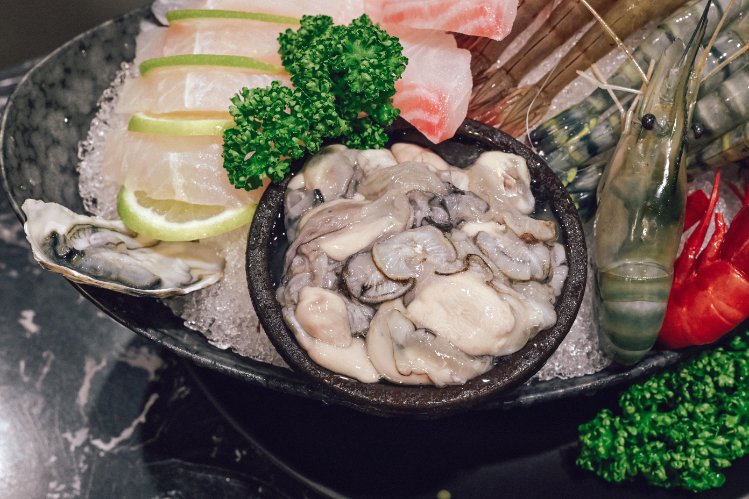 東雛菊風味鍋物：新店最強鍋物，超澎湃海陸海鮮套餐/新店美食/新店火鍋/商業午餐 @女子的休假計劃