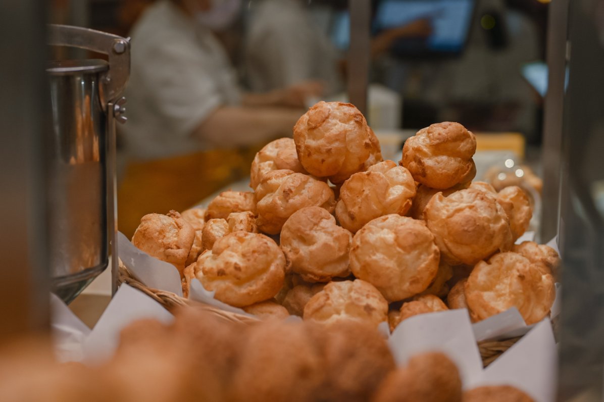 BEARD PAPA 日式泡芙工房：季節限定款會爆漿的草莓泡芙，下午茶點心/外帶 @女子的休假計劃