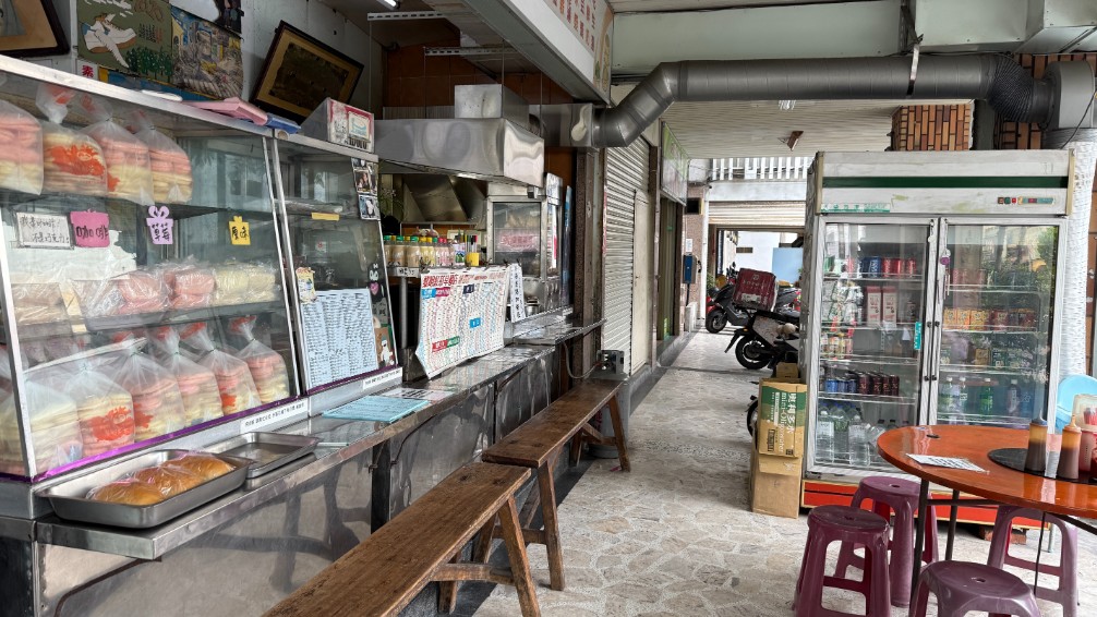 黎明紅茶|網路人氣必吃早餐店,花蓮伴手禮小西點必買(外帶) @女子的休假計劃 黎明紅茶|網路人氣必吃早餐店,花蓮伴手禮小西點必買(外帶) @女子的休假計劃