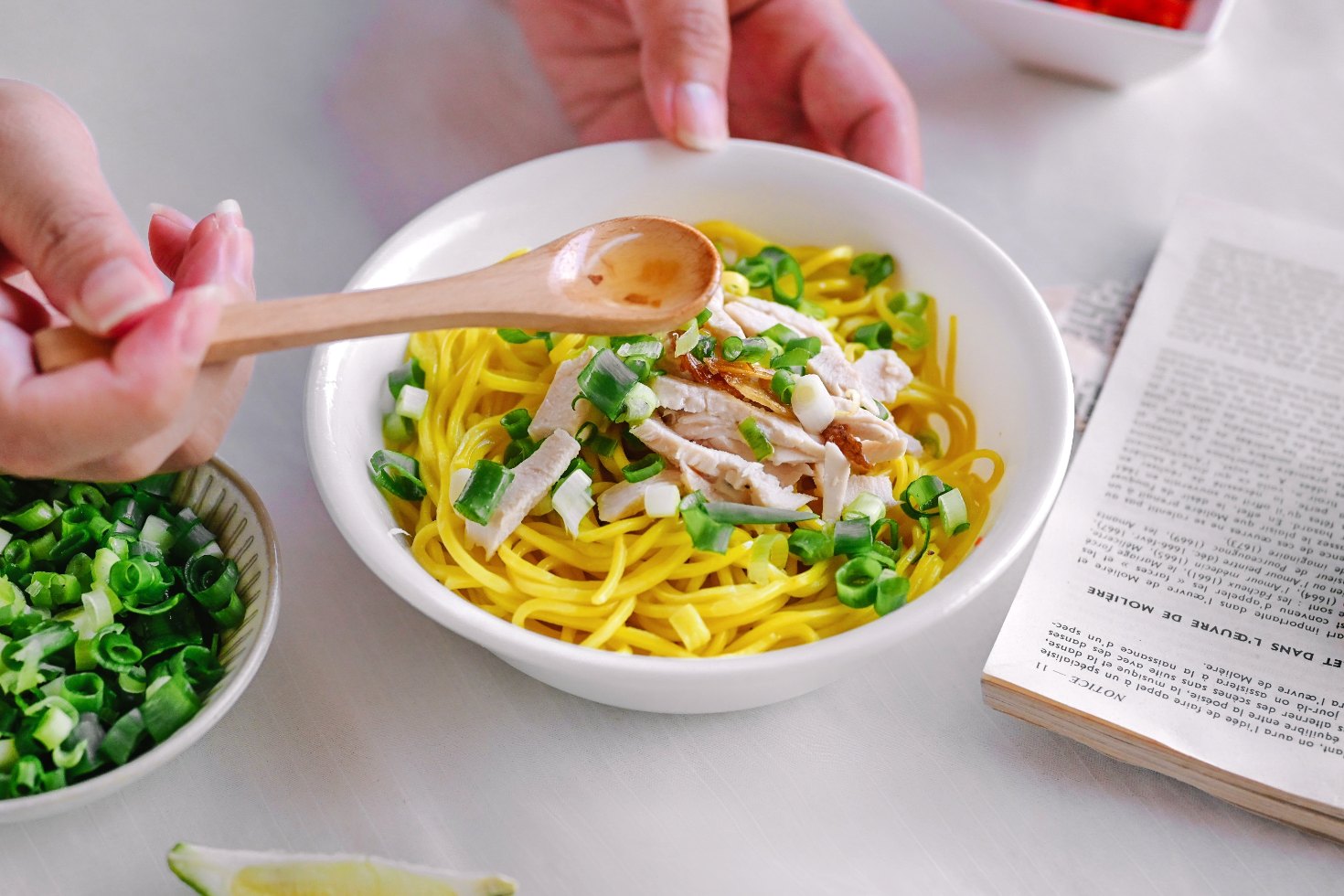 【雲林伴手禮】呷好麵 ｜華陽食品四代傳承老字號養生素食麵條，甲好麵 /麵漢堡食譜 @女子的休假計劃