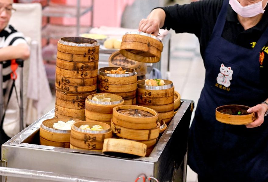 金獅樓｜台北懷舊港式飲茶推車餐廳，港點推車、KTV包廂(菜單) @女子的休假計劃