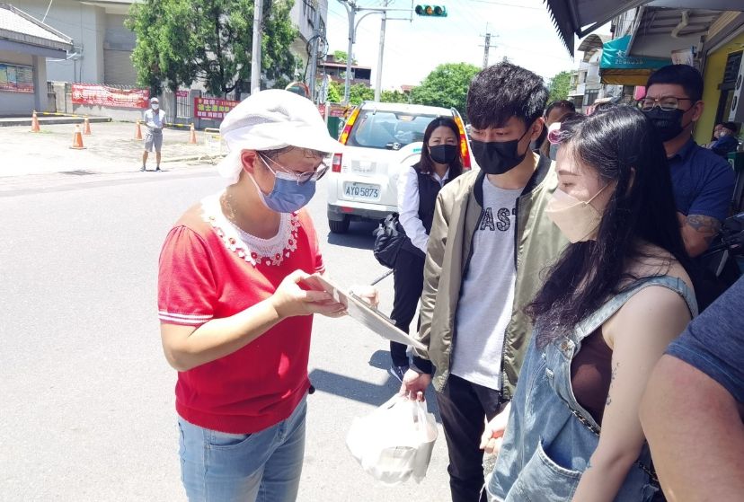 【南投埔里美食】大城黑糖饅頭，全台最大黑糖饅頭/饅頭外帶 @女子的休假計劃