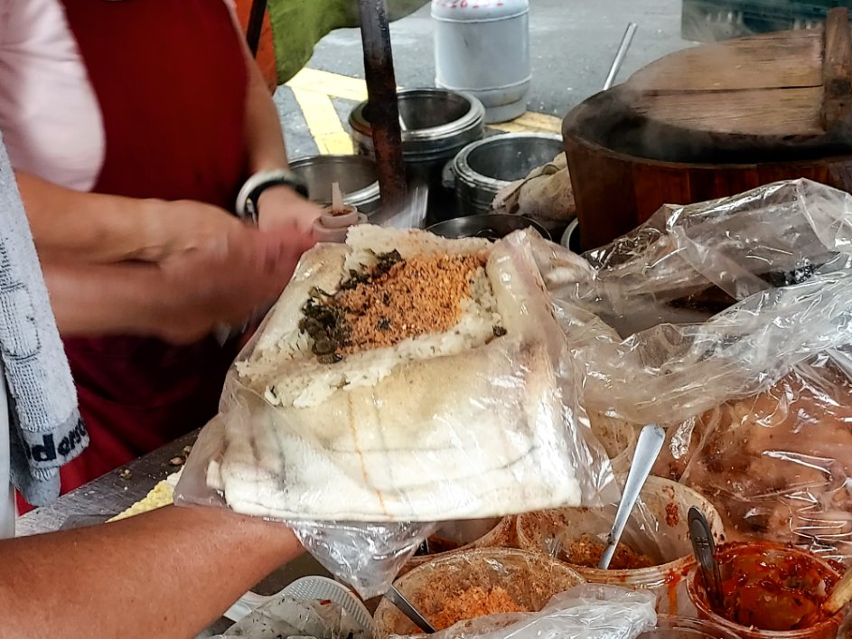 上順興香Q飯糰｜飯糰35元可免費加飯，隱藏版飯糰更美味(外帶) @女子的休假計劃