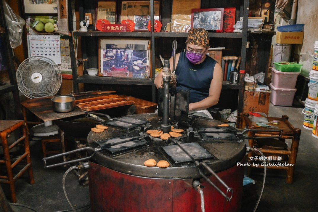 【台南美食】連得堂煎餅：一人限購兩包百年古法手工製作連得堂餅家/台南伴手禮 @女子的休假計劃