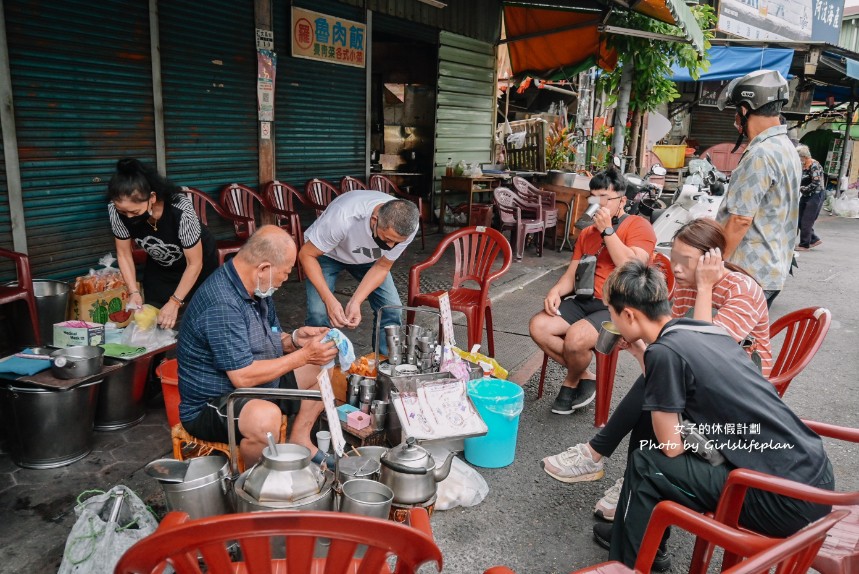 嘉義南門包氏碳燒杏仁茶 | 嘉義杏仁茶80多年老店特色路邊早餐(外帶) @女子的休假計劃