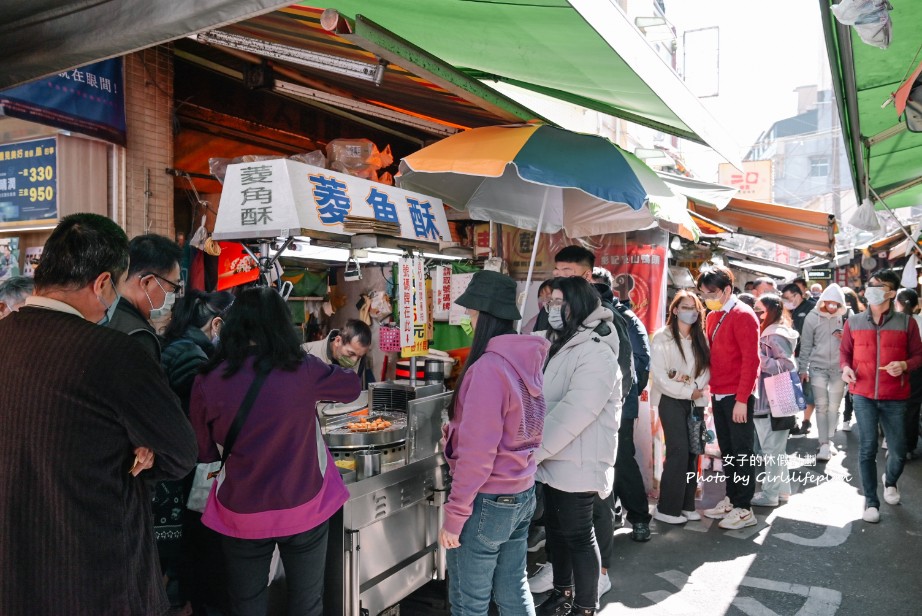 廟東菱角酥 | 豐原廟東夜市必吃超人氣排隊美食(外帶) @女子的休假計劃