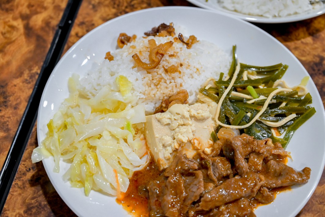 食來運轉｜便當界吃到飽，滷肉飯飲料免費吃喝(菜單) @女子的休假計劃