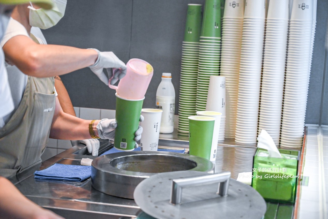 双生綠豆沙牛奶/雙生綠豆沙|超紅台南排隊美食(外帶) @女子的休假計劃 双生綠豆沙牛奶/雙生綠豆沙|超紅台南排隊美食(外帶) @女子的休假計劃