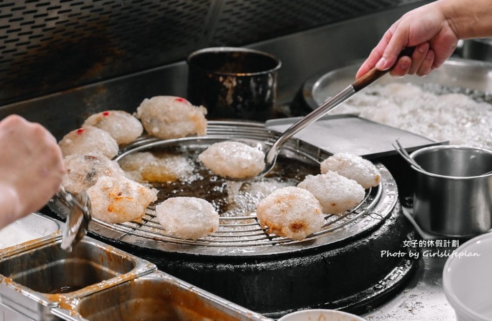 阿三肉圓｜還沒營業就在排隊超人氣干貝肉圓(菜單) @女子的休假計劃