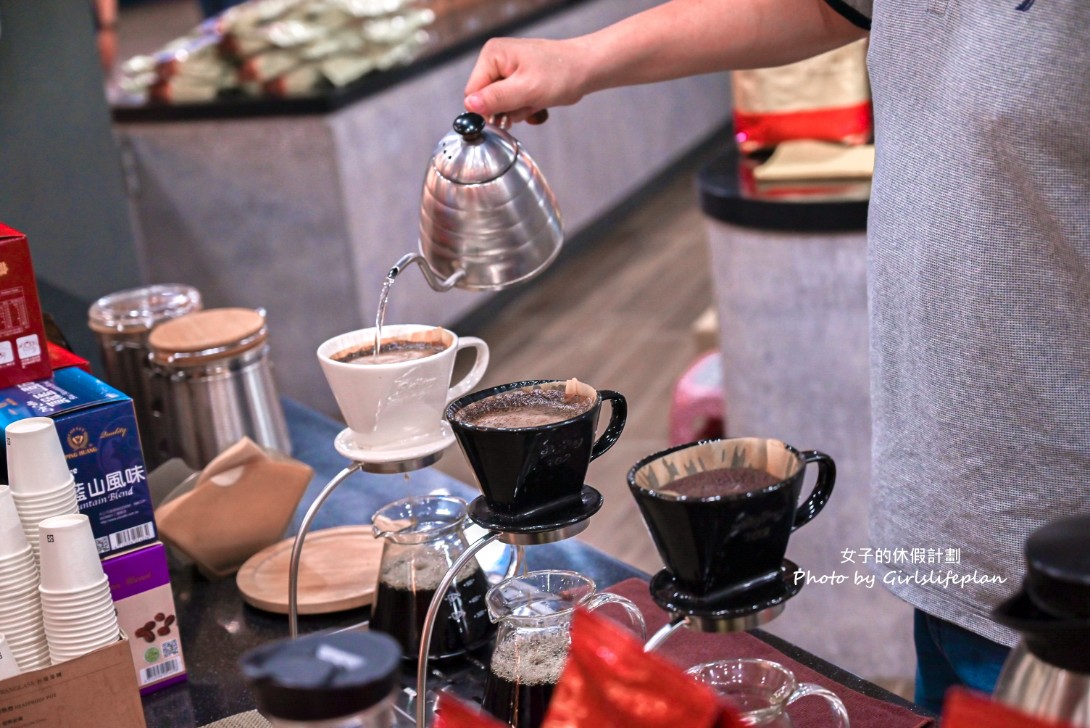 品皇咖啡觀光工廠｜免門票0元室內景點，咖啡喝到飽(交通) @女子的休假計劃