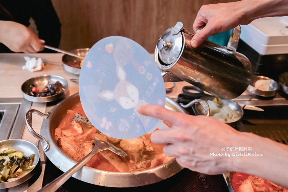 韓舍韓式烤肉｜火烤兩吃469元起肉品小菜吃到飽(菜單) @女子的休假計劃