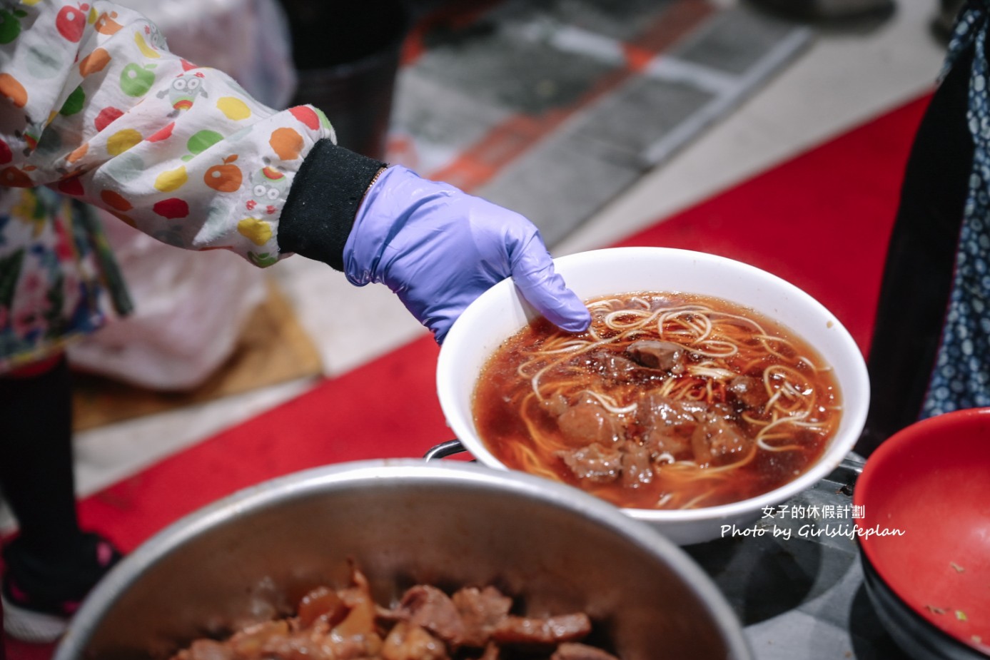 三廠麵店｜在地人氣美食牛肉麵只要80元(外帶) @女子的休假計劃