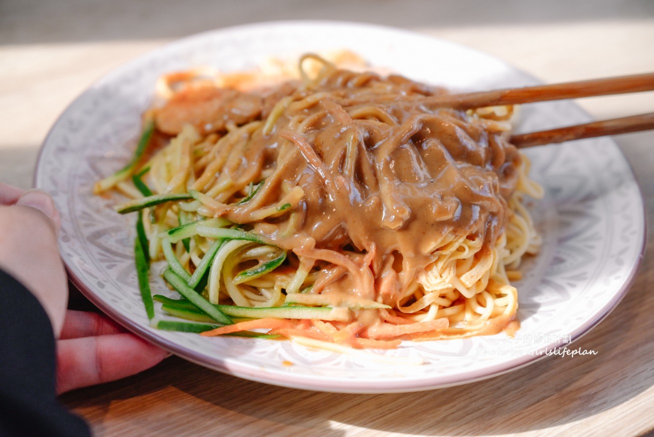 北門室食｜主打煎餅菓子，熱拌麵更讓人大吃一驚(菜單) @女子的休假計劃