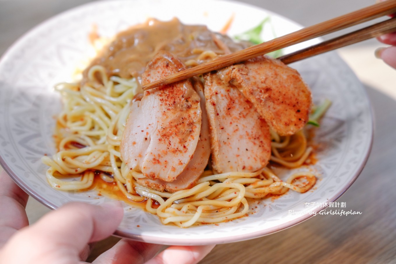 北門室食｜主打煎餅菓子，熱拌麵更讓人大吃一驚(菜單) @女子的休假計劃