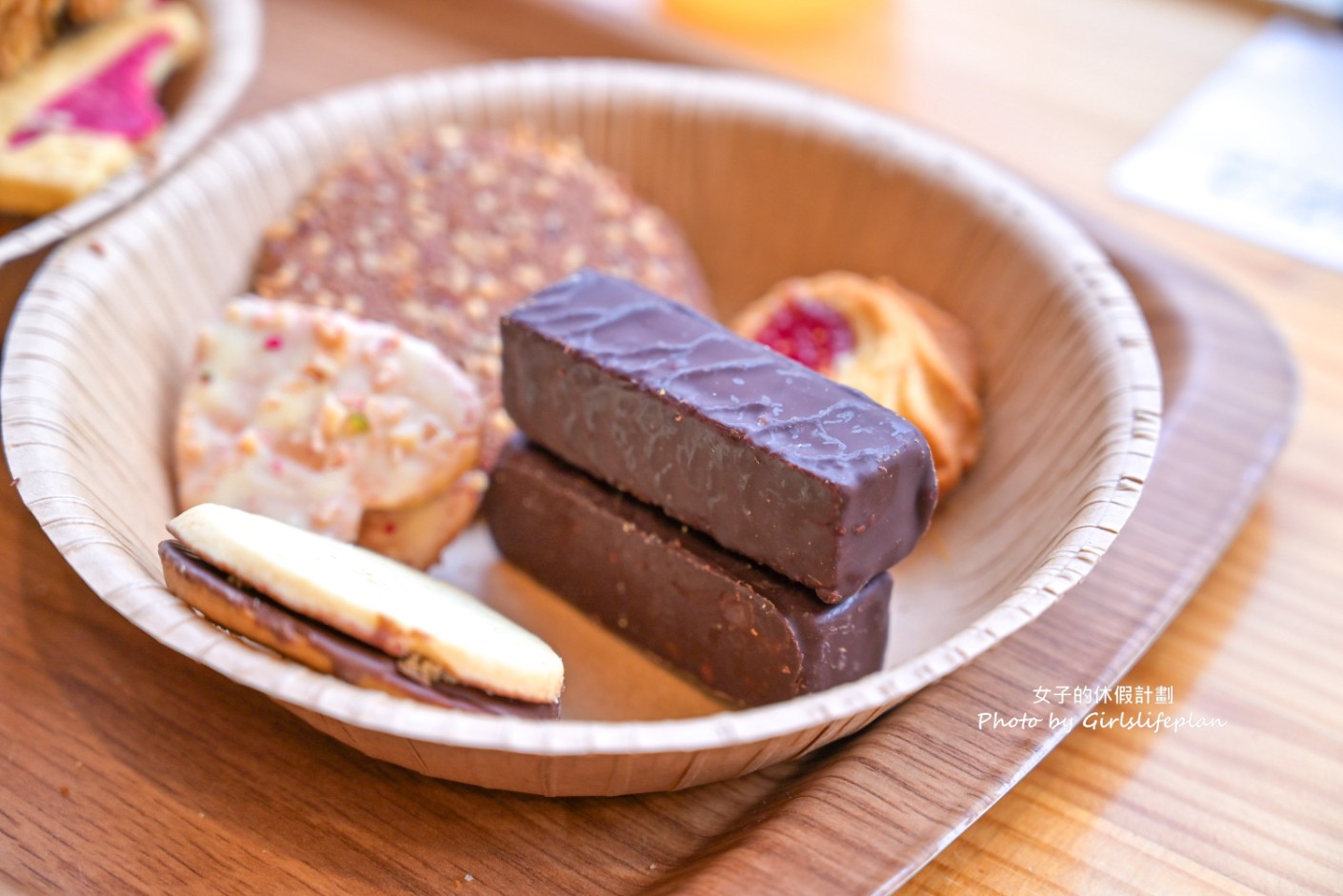 Tivoli Factory|高帽子(紅帽子)禮盒餅乾175元吃到飽附飲料 @女子的休假計劃 Tivoli Factory|高帽子(紅帽子)禮盒餅乾175元吃到飽附飲料 @女子的休假計劃