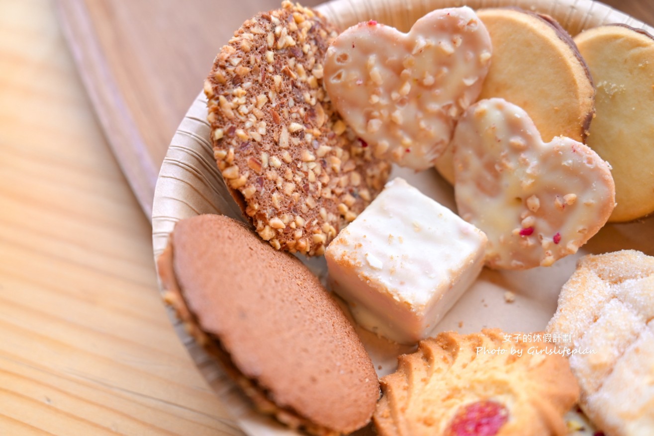 Tivoli Factory|高帽子(紅帽子)禮盒餅乾175元吃到飽附飲料 @女子的休假計劃 Tivoli Factory|高帽子(紅帽子)禮盒餅乾175元吃到飽附飲料 @女子的休假計劃