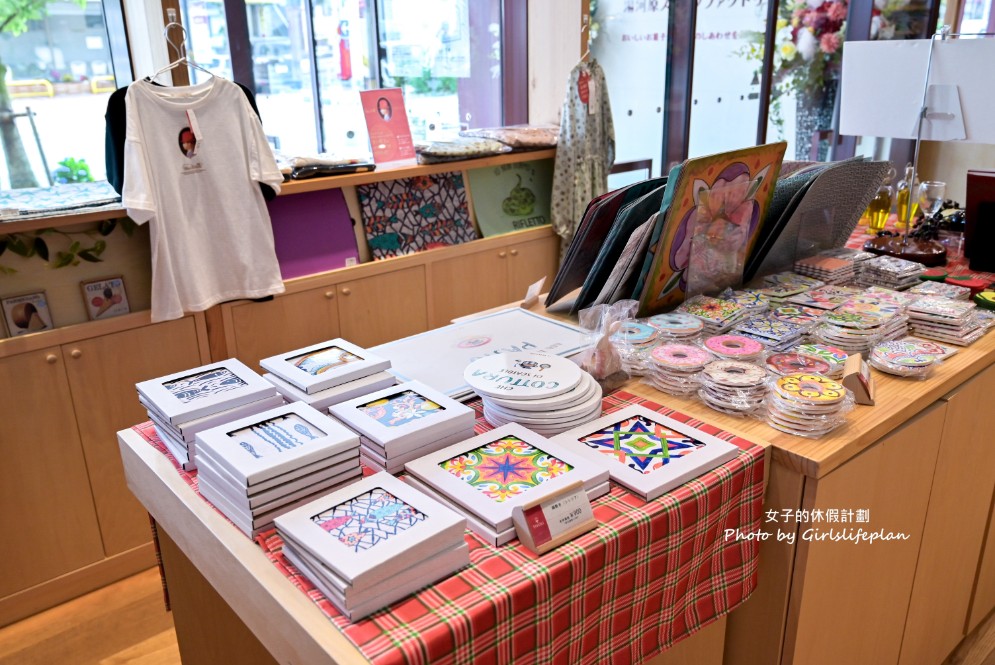 Tivoli Factory|高帽子(紅帽子)禮盒餅乾175元吃到飽附飲料 @女子的休假計劃 Tivoli Factory|高帽子(紅帽子)禮盒餅乾175元吃到飽附飲料 @女子的休假計劃