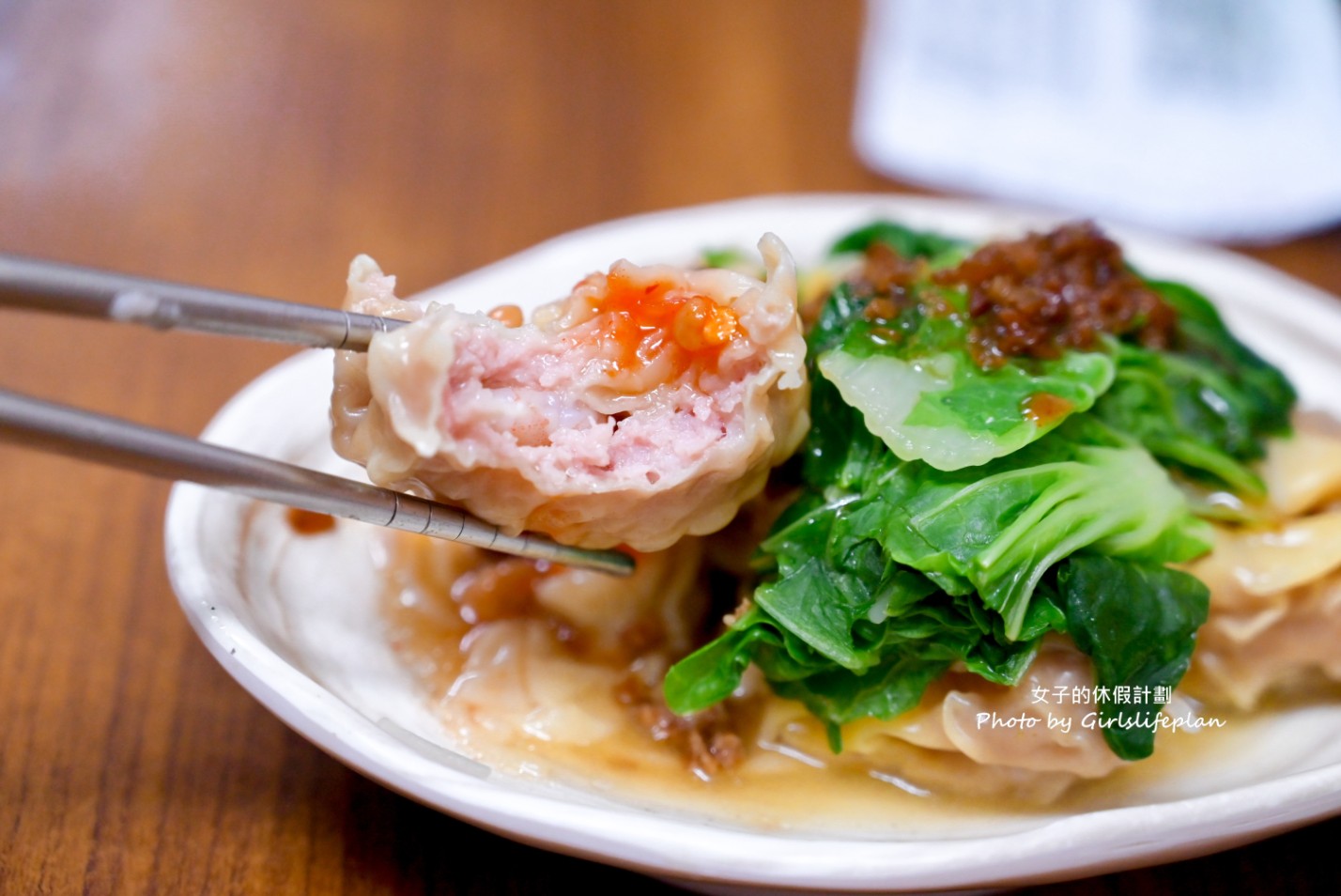 向上市場芋頭米粉｜在地無名麵店排隊美食(菜單) @女子的休假計劃