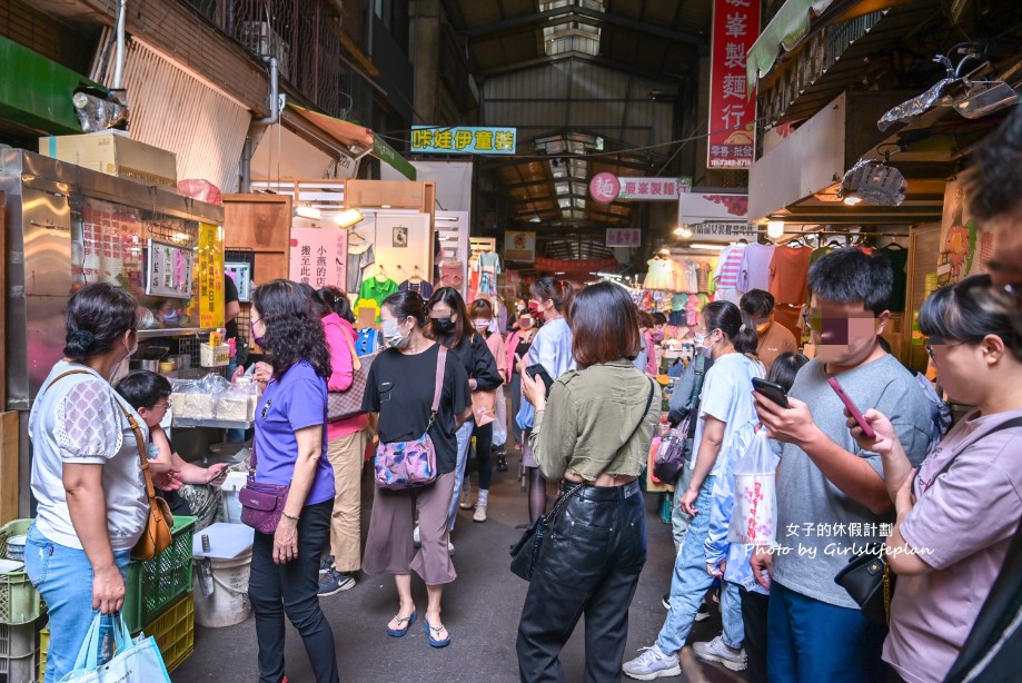 向上市場芋頭米粉｜在地無名麵店排隊美食，芋頭排骨酥麵最受歡迎(菜單) @女子的休假計劃