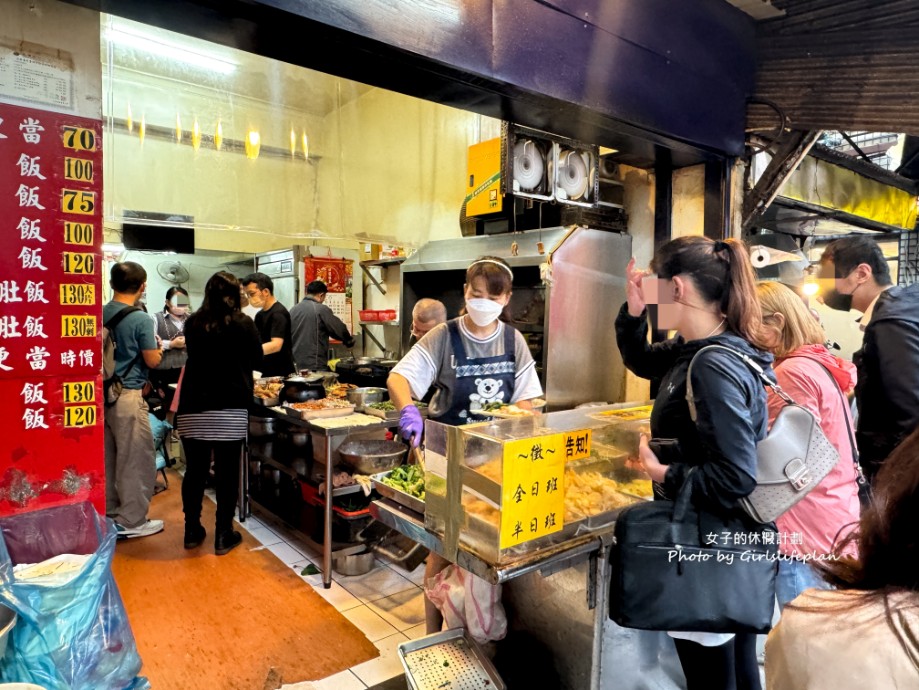 阿順排骨｜超人氣巷弄排隊美食便當店，熱湯免費喝白飯免費加滷汁(菜單) @女子的休假計劃