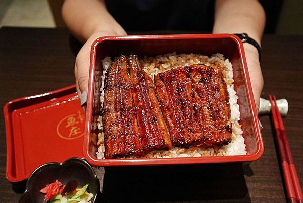 魚庒-日本百年鰻料理專門店｜米其林餐盤美食(菜單) @女子的休假計劃