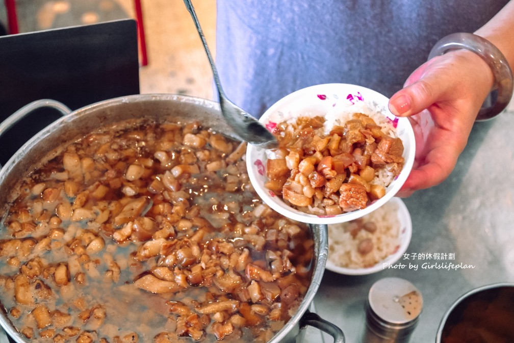 落成米糕｜米其林推薦美食，米糕加四神湯超絕配(菜單) @女子的休假計劃