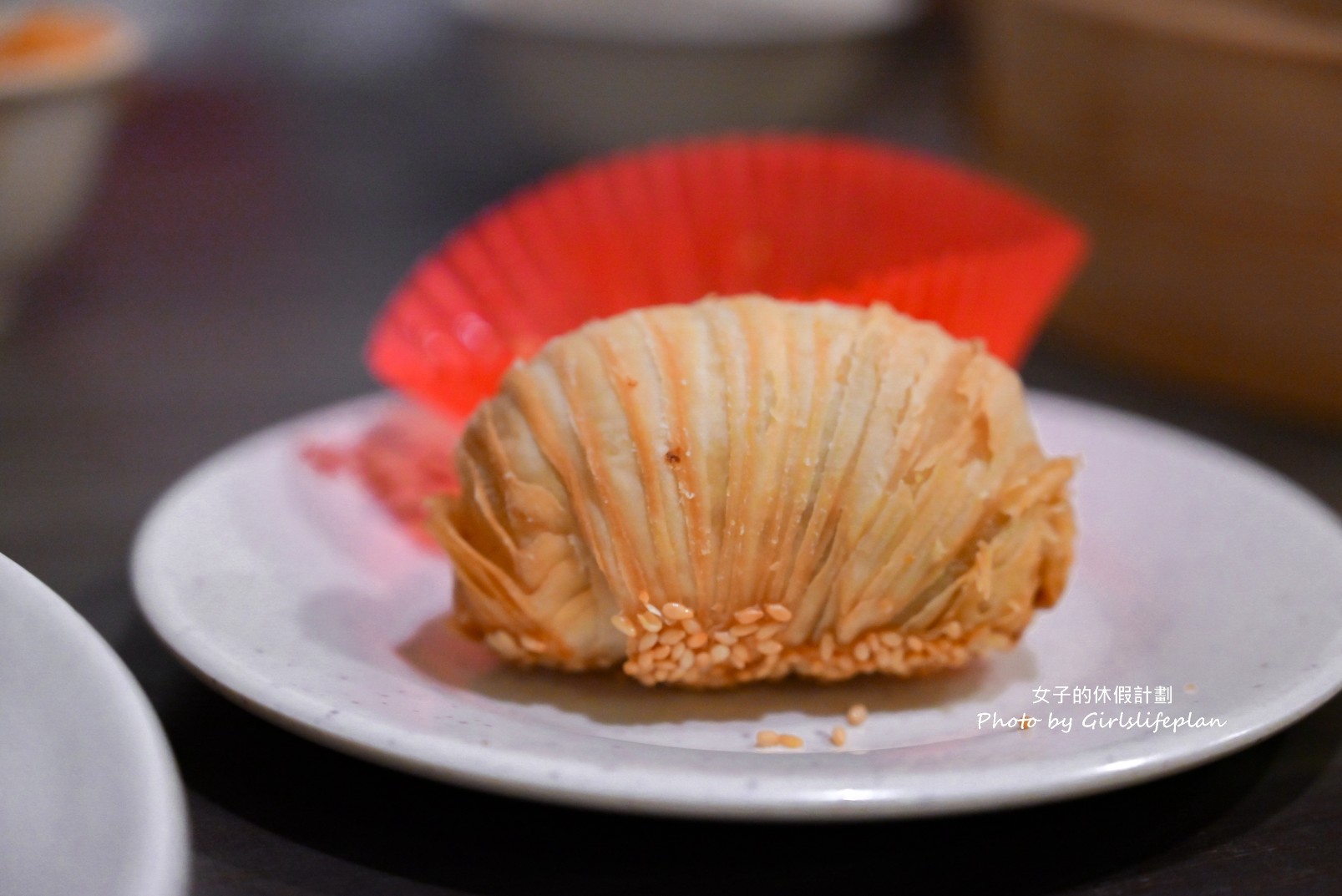 犂園湯包館｜羅勒鮮蚵湯包號稱全台首創口味，黃仁勳也來造訪過(菜單) @女子的休假計劃