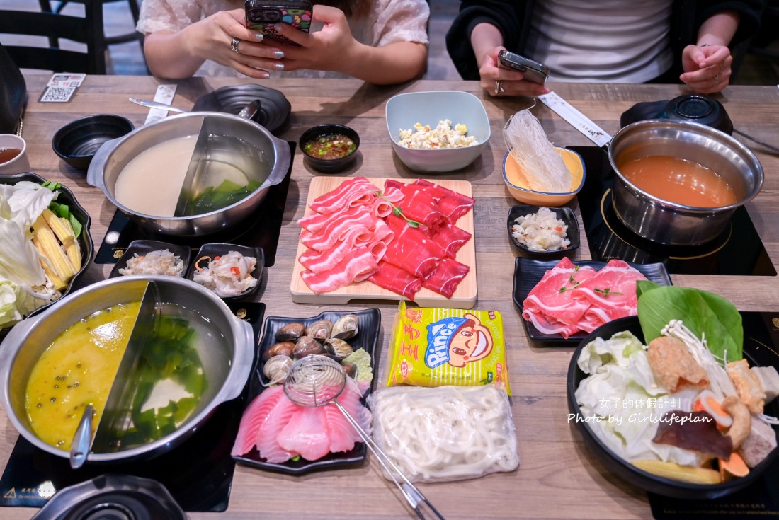 川邸鍋物專門｜個人鴛鴦鍋吃到飽喝到飽(菜單) @女子的休假計劃