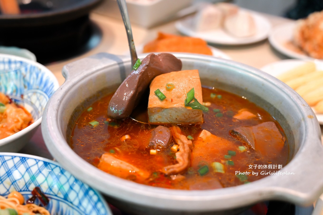 麻煮MiNi麻辣煲｜170元開吃白飯吃到飽飲料喝到飽(菜單) @女子的休假計劃