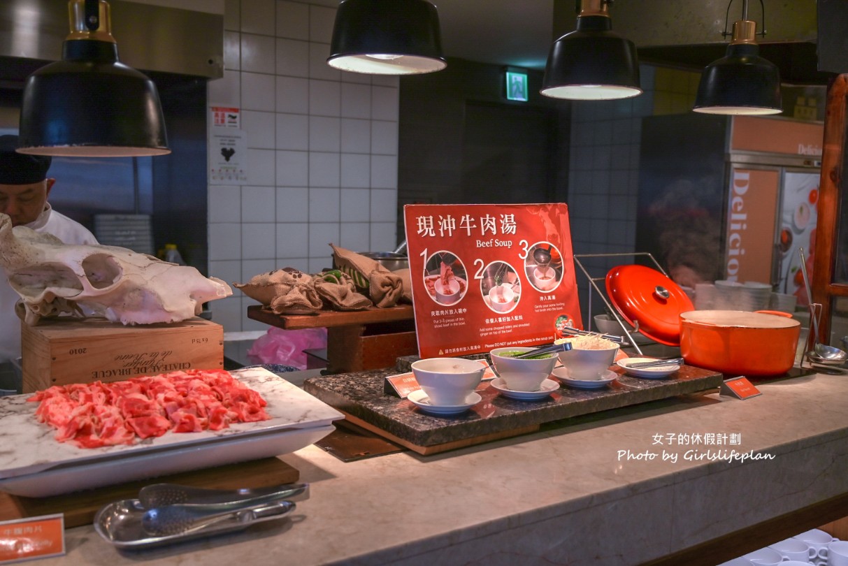 百宴自助餐廳｜五星級飯店吃到飽，平日午晚餐一人不到900元(菜單價位) @女子的休假計劃