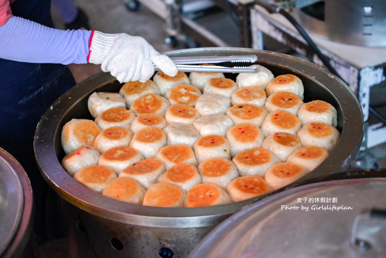 點頭大餅水煎包｜排隊人潮沒斷過，在地人氣下午茶點心(菜單) @女子的休假計劃