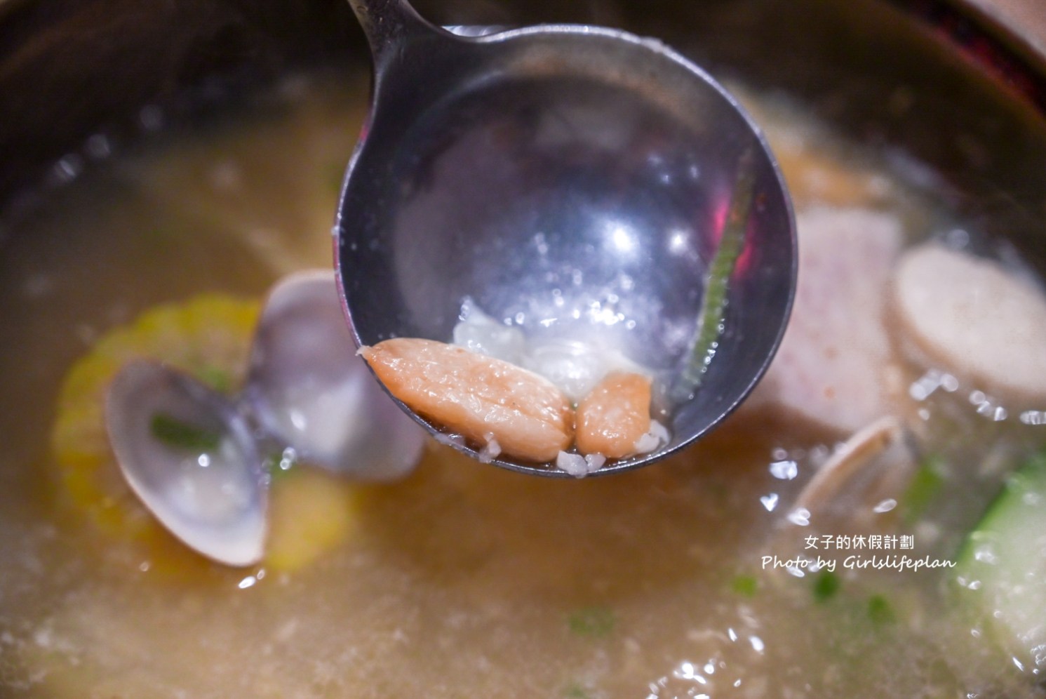 尬鍋台式潮鍋｜279元雞油拌飯蔬菜吃到飽，冰品飲料喝到飽(菜單) @女子的休假計劃