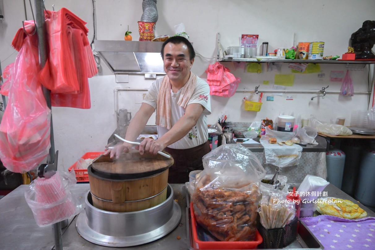 上順興香Q飯糰｜飯糰35元可免費加飯，隱藏版飯糰更美味(外帶) @女子的休假計劃