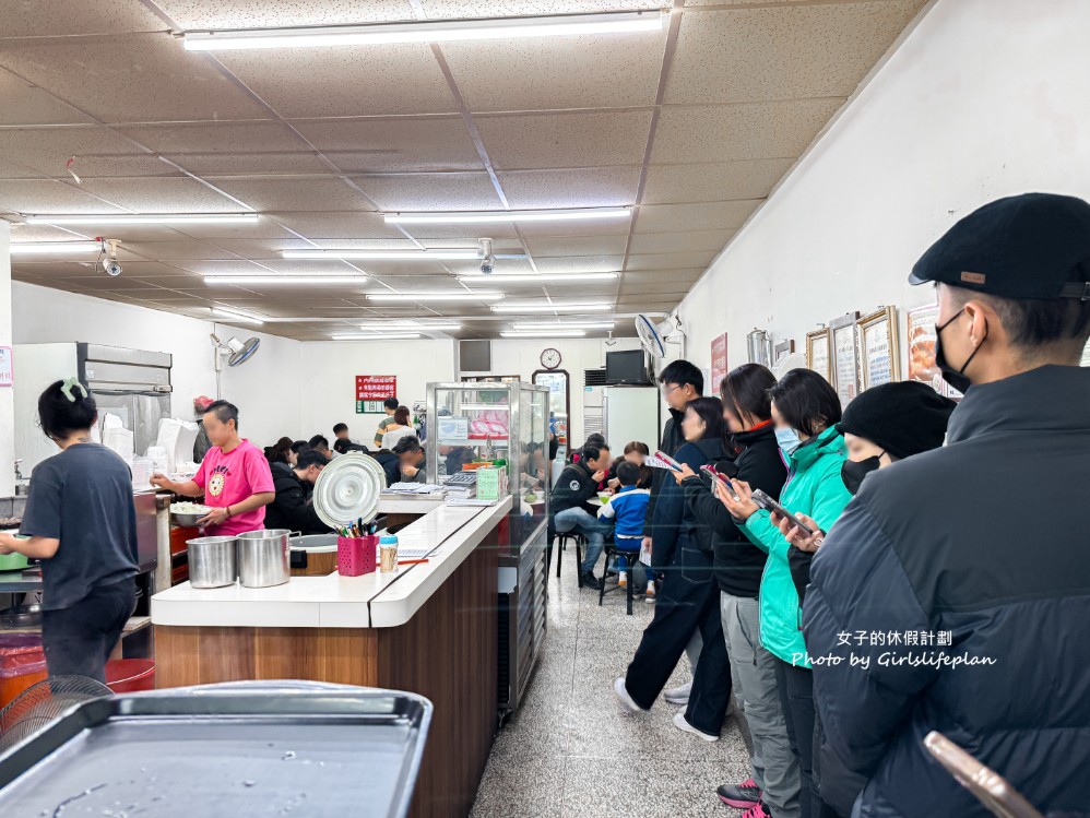 葉家藥燉排骨｜超人氣板橋排隊宵夜美食，內用免費加湯喝到飽(菜單) @女子的休假計劃