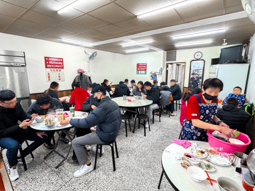 葉家藥燉排骨｜超人氣板橋排隊宵夜美食，內用免費加湯喝到飽(菜單) @女子的休假計劃