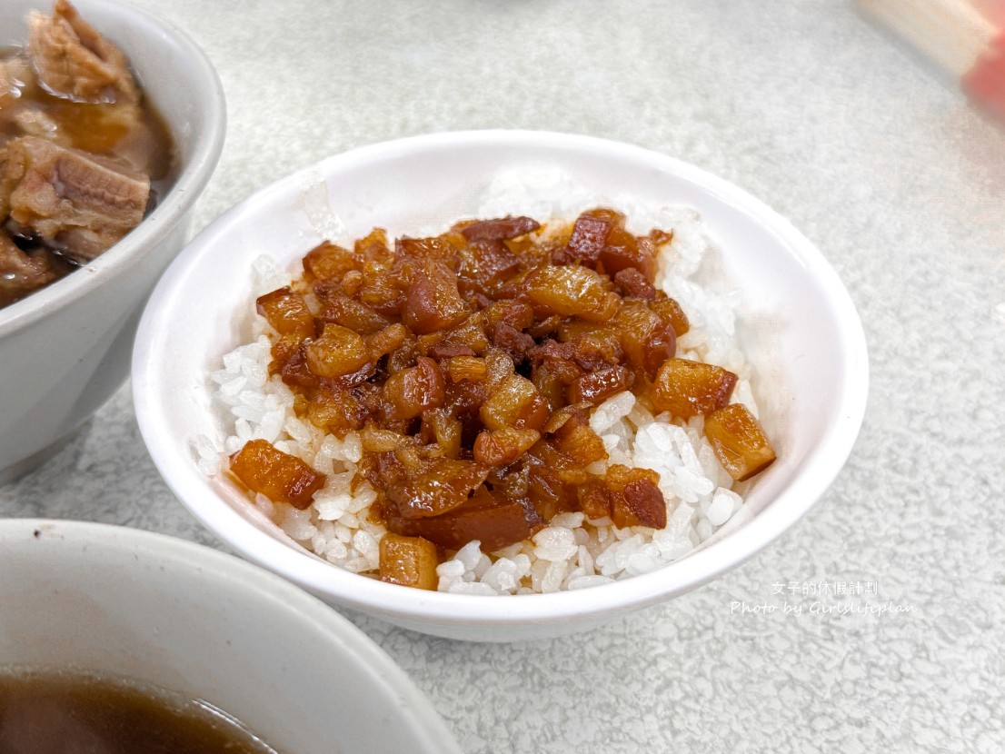 葉家藥燉排骨｜超人氣板橋排隊宵夜美食，內用免費加湯喝到飽(菜單) @女子的休假計劃