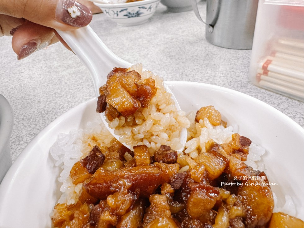 葉家藥燉排骨｜超人氣板橋排隊宵夜美食，內用免費加湯喝到飽(菜單) @女子的休假計劃