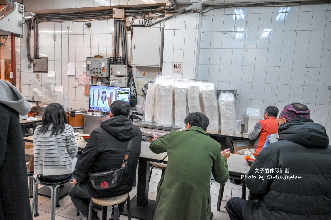 鳳城燒臘家｜西門町老字號人氣便當店(菜單) @女子的休假計劃