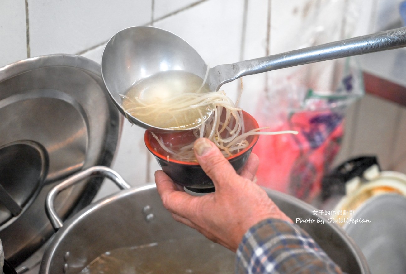 鳳城燒臘家｜西門町老字號人氣便當店(菜單) @女子的休假計劃