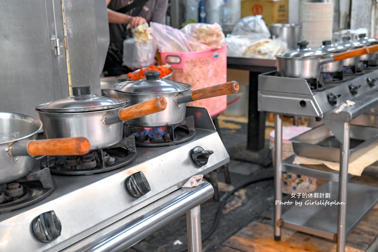 龍記搶鍋麵|西門美食40年人氣老店,加大蒜更好吃(菜單) @女子的休假計劃 龍記搶鍋麵|西門美食40年人氣老店,加大蒜更好吃(菜單) @女子的休假計劃