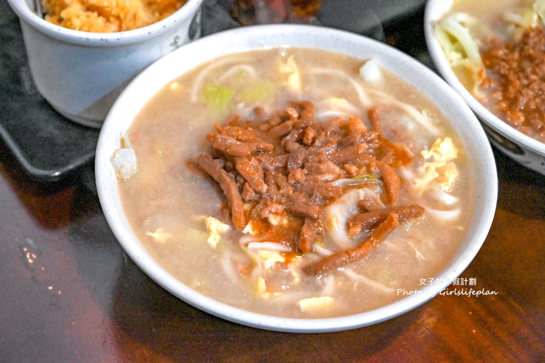 龍記搶鍋麵|西門美食40年人氣老店,加大蒜更好吃(菜單) @女子的休假計劃 龍記搶鍋麵|西門美食40年人氣老店,加大蒜更好吃(菜單) @女子的休假計劃