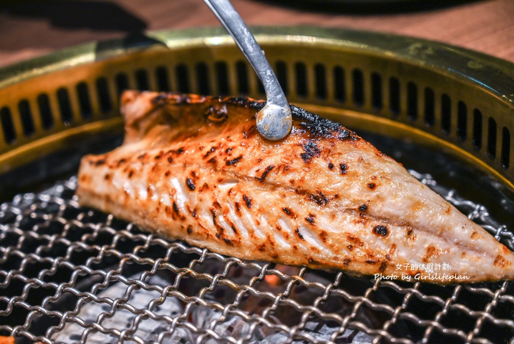 茶六燒肉堂｜期間限定雙人午餐生菜免費續，鮭魚味增湯喝到飽(菜單) @女子的休假計劃