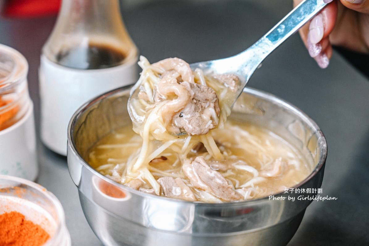 新港生炒鴨肉羹(三柳)｜日賣千碗，超多媒體推薦(菜單) @女子的休假計劃