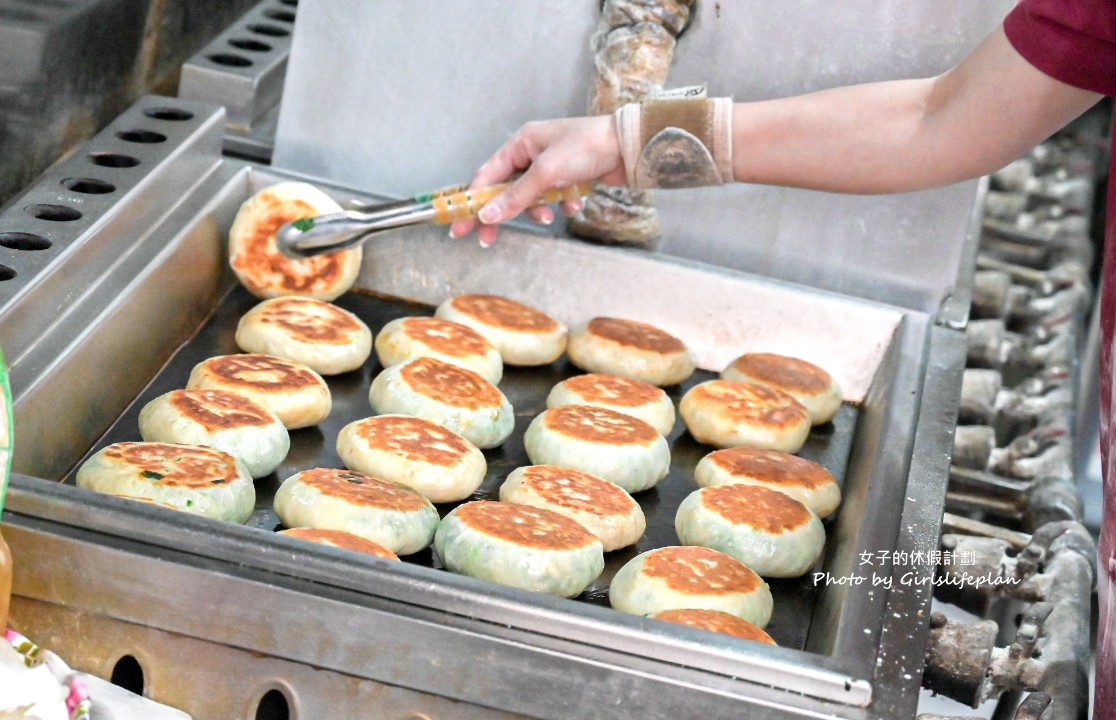巧房餡餅|台北排隊美食銅板小吃,牛肉餡餅香甜多汁爆漿(菜單) @女子的休假計劃 巧房餡餅|台北排隊美食銅板小吃,牛肉餡餅香甜多汁爆漿(菜單) @女子的休假計劃