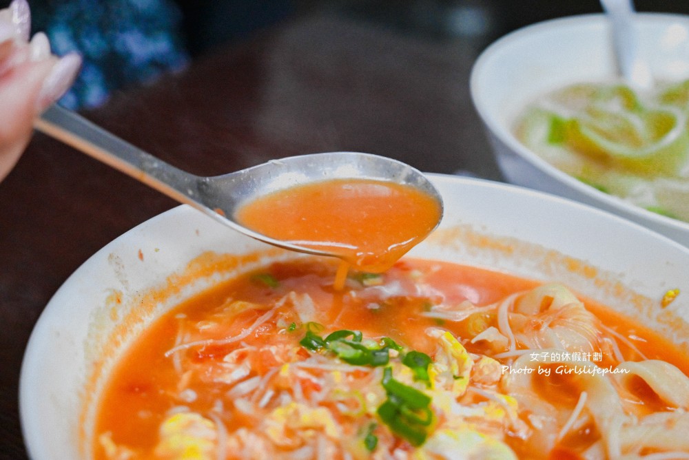 火紅手桿麵|現場手工扯麵還沒開店就在排隊拿號碼牌(菜單) @女子的休假計劃 火紅手桿麵|現場手工扯麵還沒開店就在排隊拿號碼牌(菜單) @女子的休假計劃