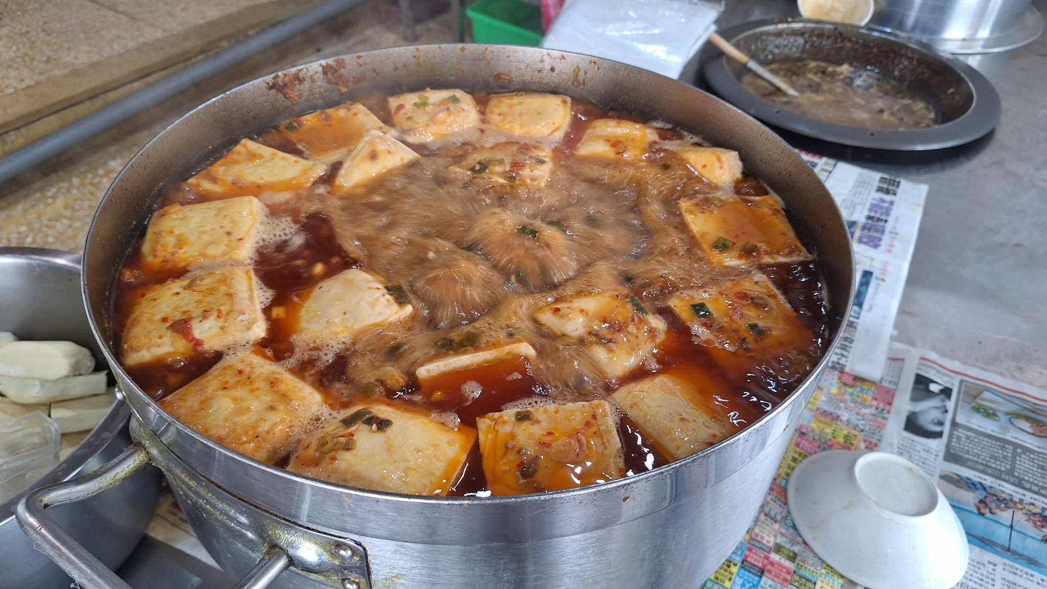 同安街麵線｜熱門人氣排隊巷弄小吃，臭豆腐與麵線羹超絕配(菜單) @女子的休假計劃