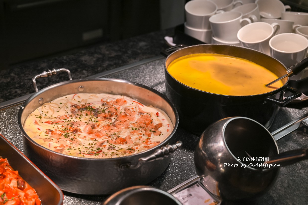 十二廚｜12廚Kitchen 12，松葉蟹雪蟹吃到飽，4人同行1人免費(菜單) @女子的休假計劃