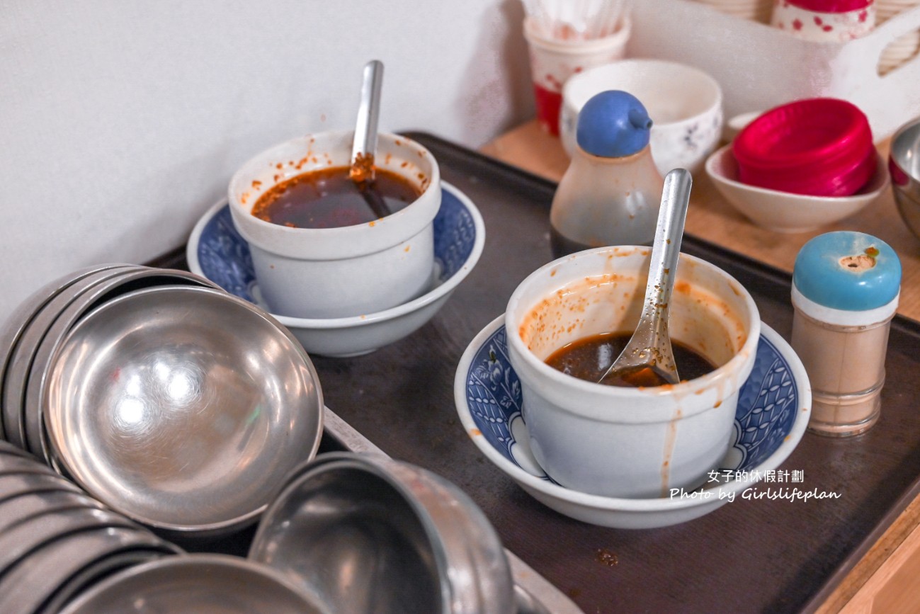 金澤魯肉飯｜全台滷肉飯TOP5，滷肉飯雙配菜只要30元CP值爆高 @女子的休假計劃