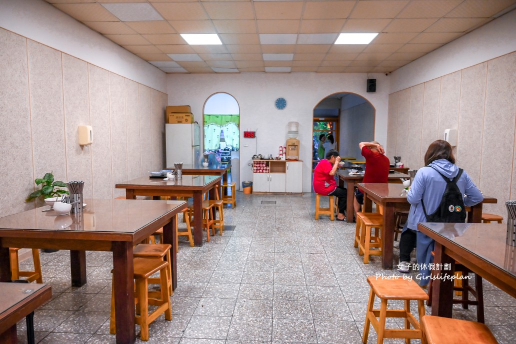 金澤魯肉飯｜全台滷肉飯TOP5，滷肉飯雙配菜只要30元CP值爆高 @女子的休假計劃