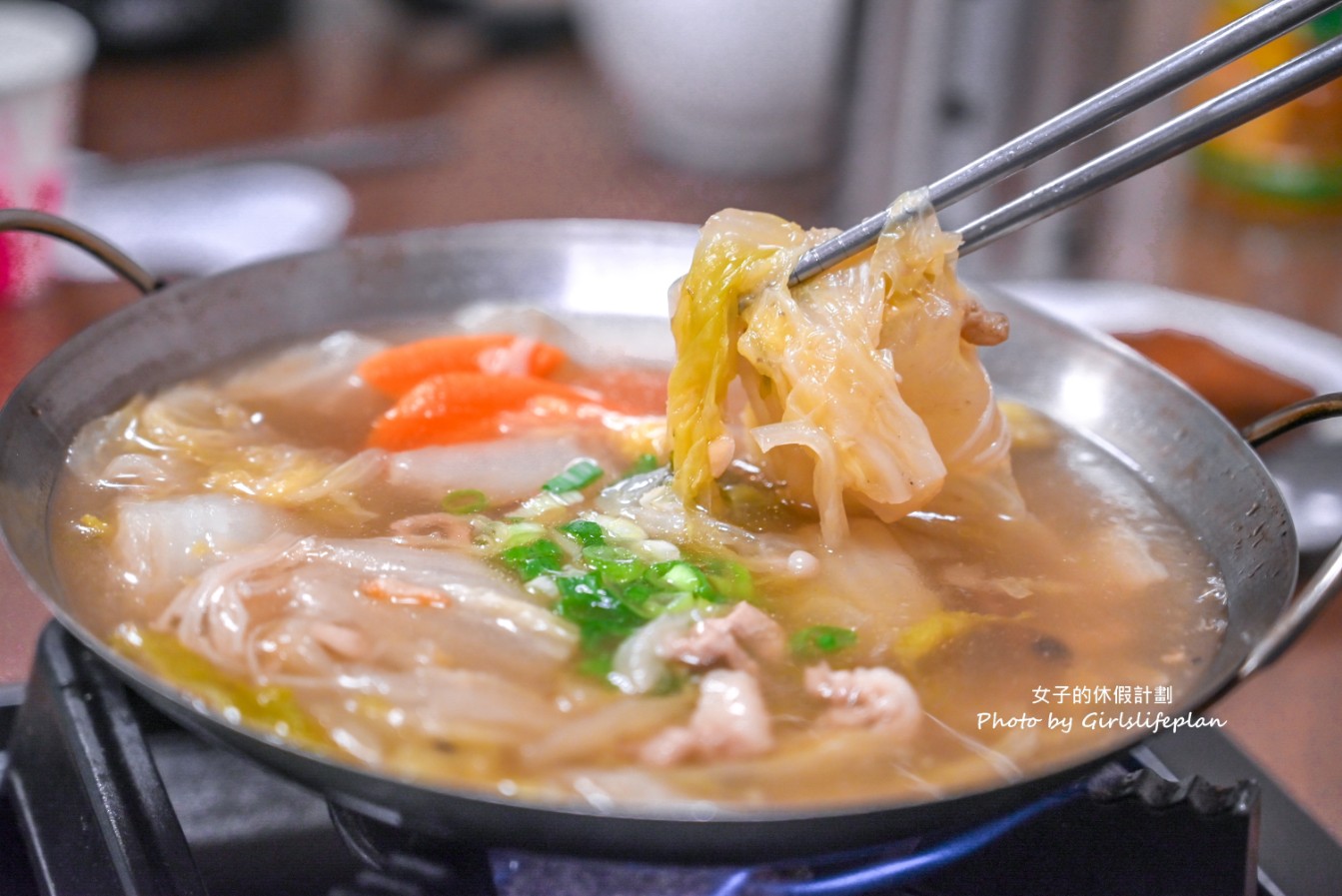 金澤魯肉飯｜全台滷肉飯TOP5，滷肉飯雙配菜只要30元CP值爆高 @女子的休假計劃